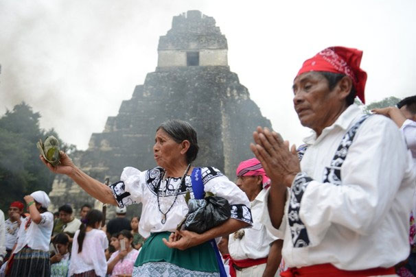 El 21 de Diciembre del 2012 los Mayas en la actualidad celebraron el despertar de una nueva era en la Antigua ciudad de Tikal en Guatemala